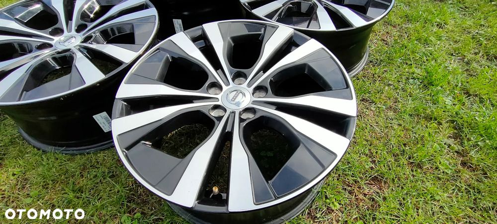 Piękne felgi Volvo 18 XC60/XC40/V60/V40/S60/S90/V90 - 9