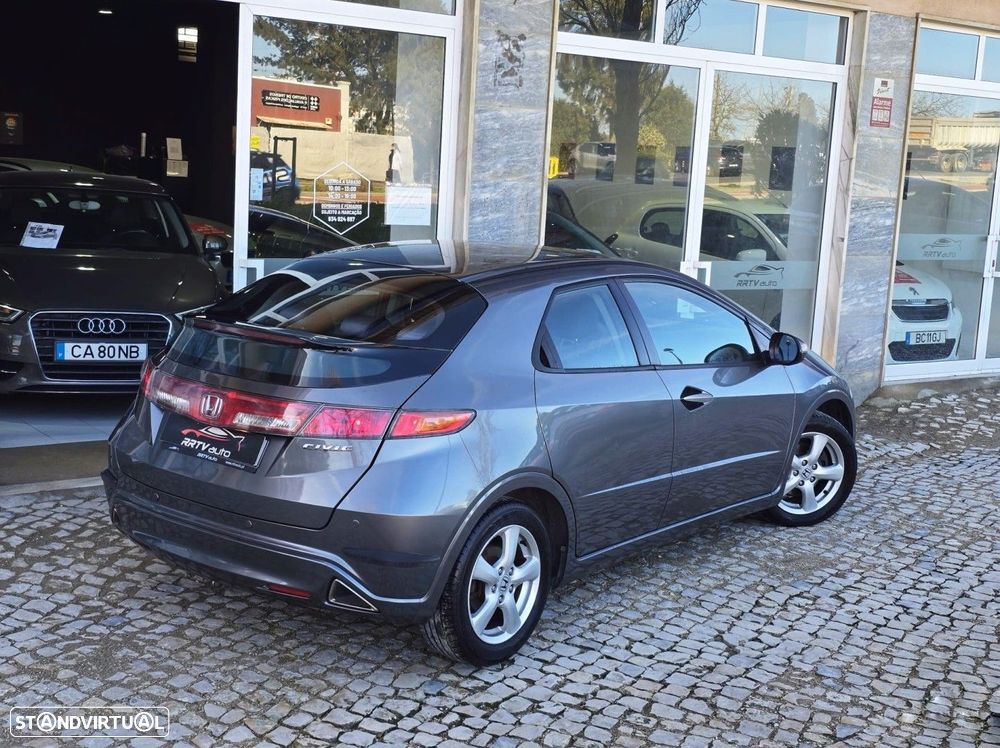 Honda Civic 1.4 i-VTEC Sport - 4