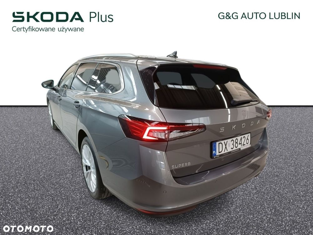 Skoda Superb 2.0 TDI SCR Selection DSG - 4