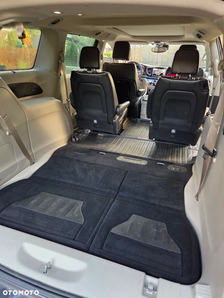 Chrysler Pacifica - 14