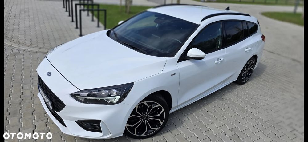 Ford Focus 1.0 EcoBoost mHEV ST-Line - 38