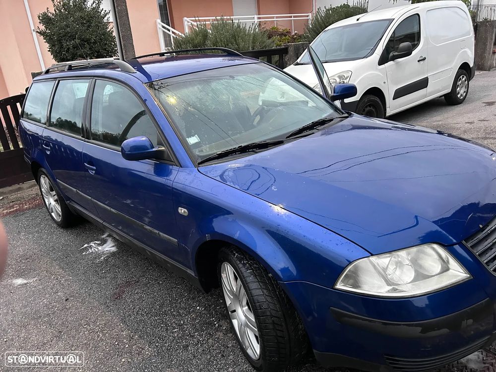 VW Passat Variant 1.9 TDi Highline - 4