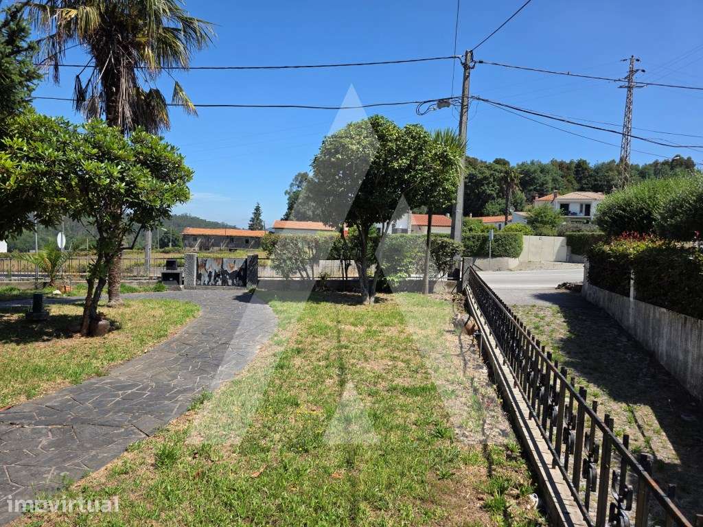 Excelente Moradia T4 em Carregosa, Oliveira de Azeméis - Grande imagem: 5/48