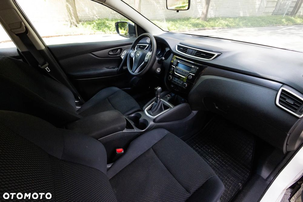 Nissan Qashqai 1.2 DIG-T Visia - 14