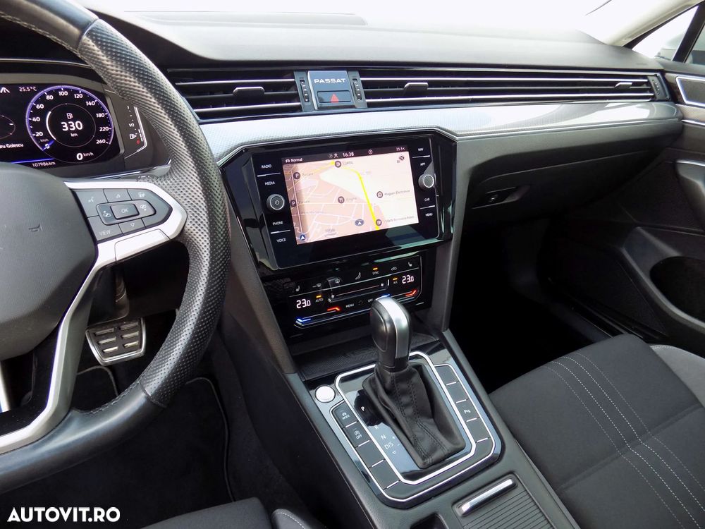 Volkswagen Passat Alltrack 2.0 TDI SCR DSG 4Motion - 18