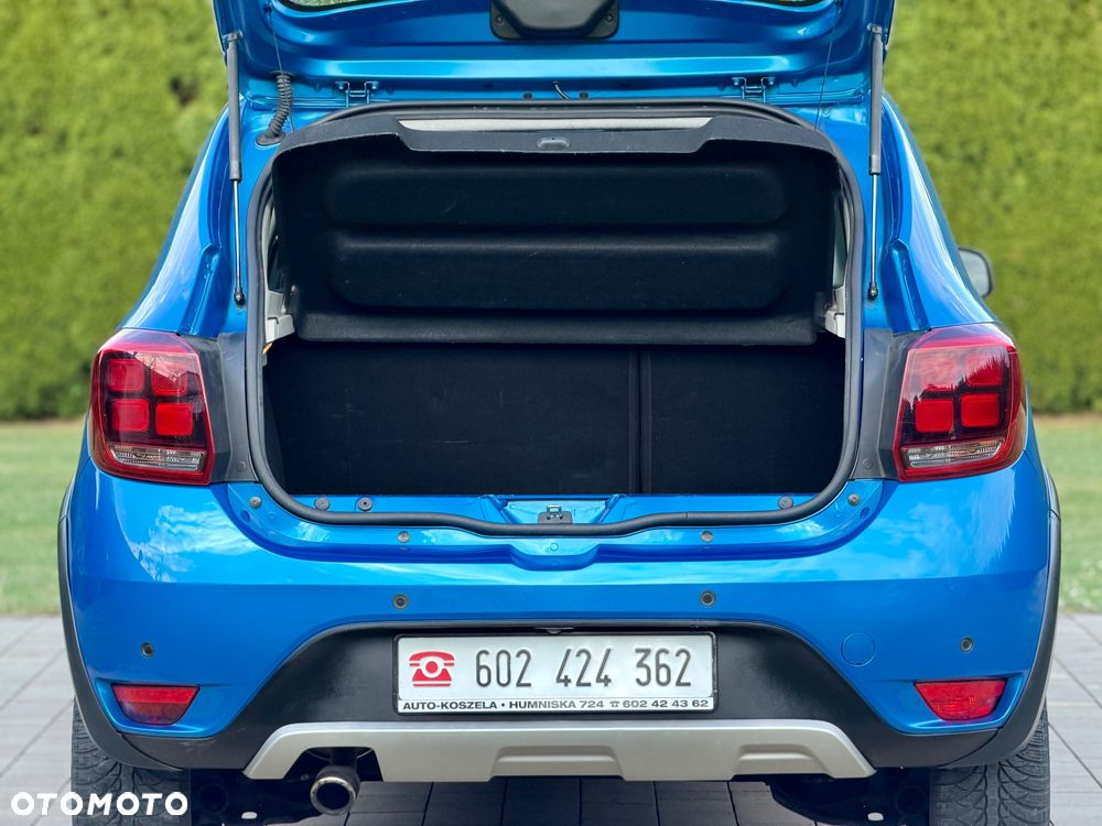 Dacia Sandero Stepway TCe 90 (S&S) Celebration - 17