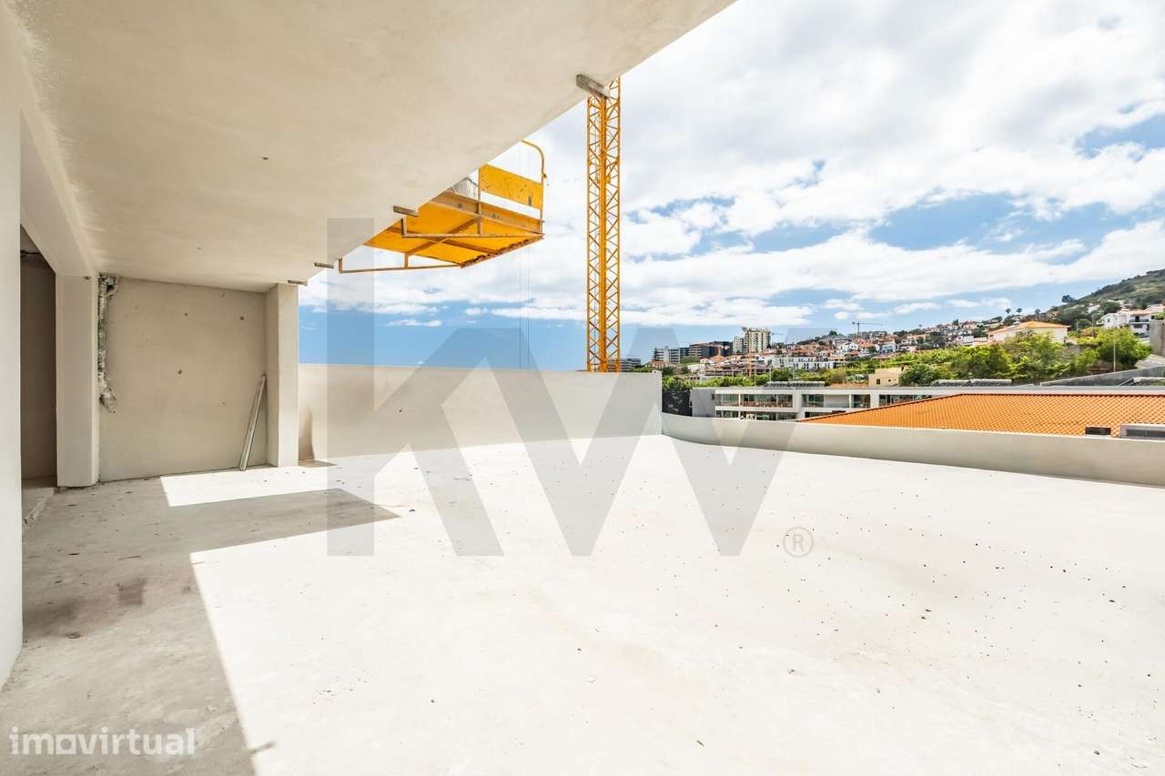 Apartamento T1 novo, com quintal - Grande imagem: 4/14