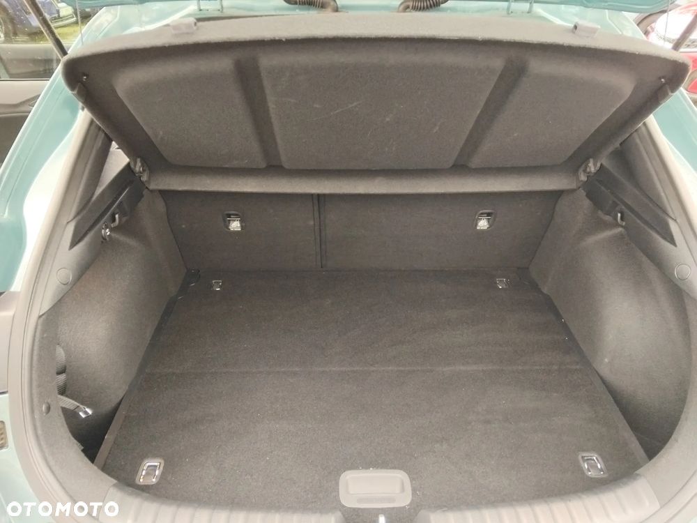 Kia XCeed 1.5 T-GDI M DCT - 24