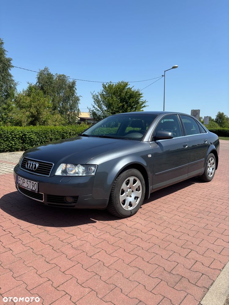 Audi A4 Limousine 1.8T - 2