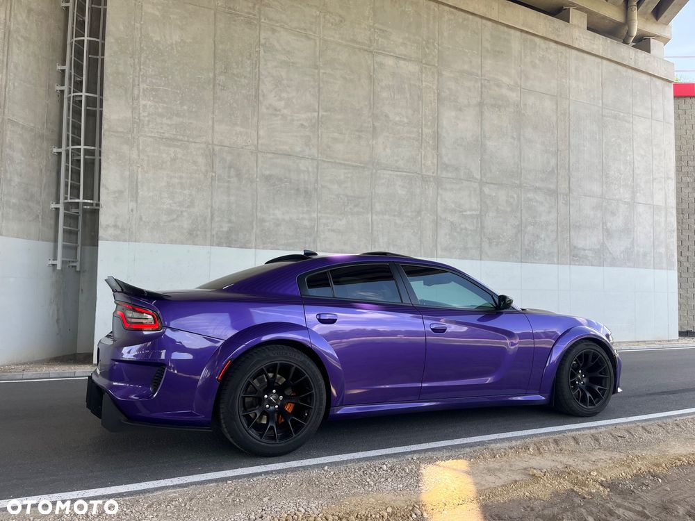 Dodge Charger 6.4 Scat Pack Widebody - 5