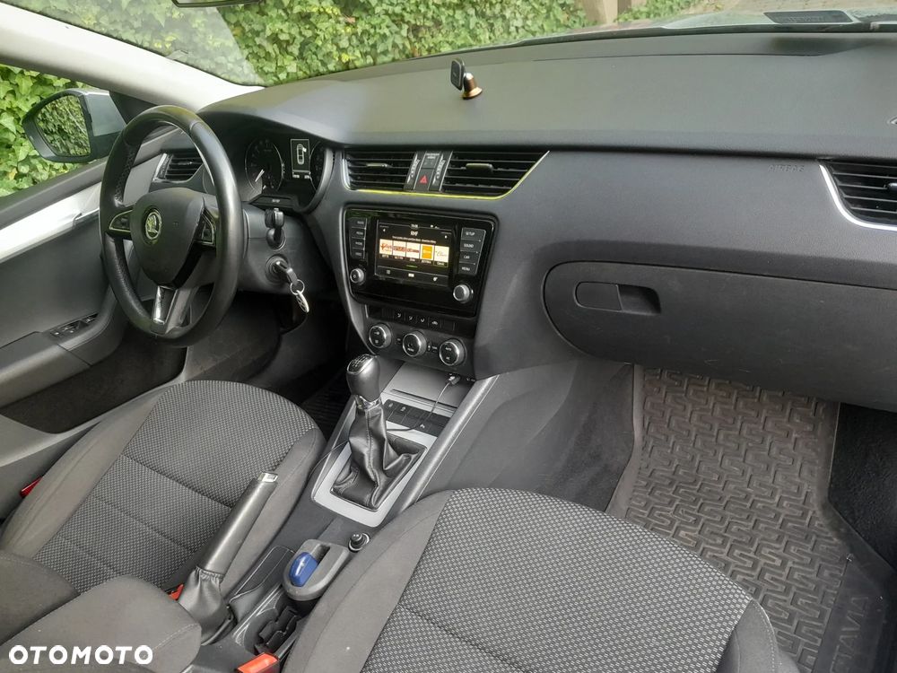 Skoda Octavia 1.6 TDI Ambition - 6