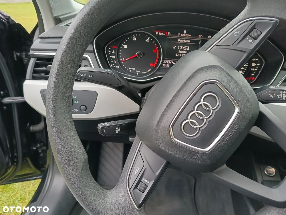 Audi A4 Avant 2.0 TDI DPF clean diesel S line Sportpaket - 19