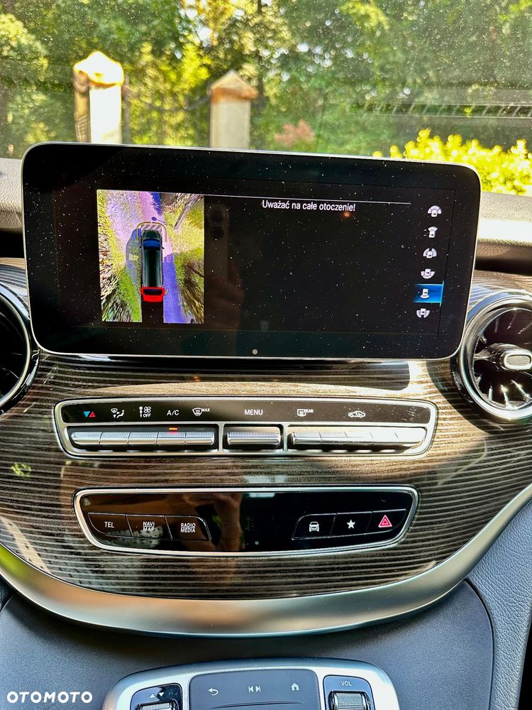 Mercedes-Benz Klasa V 300 d 4-Matic 9G-Tronic Exclusive (d³ugi) - 21