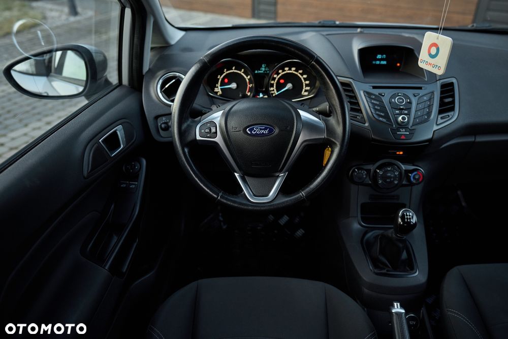 Ford Fiesta - 21