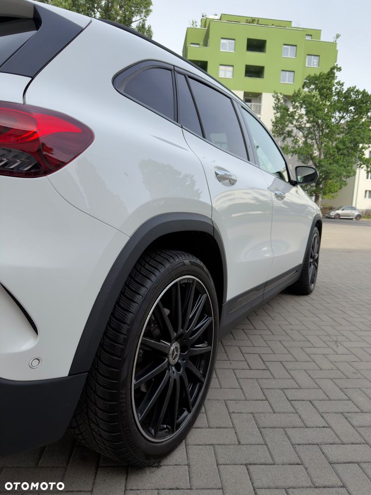 Mercedes-Benz GLA 200 AMG Line - 15