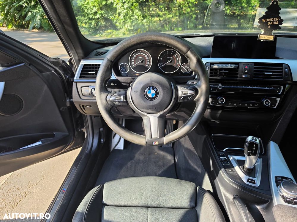 BMW Seria 3 330e iPerformance M Sport - 15
