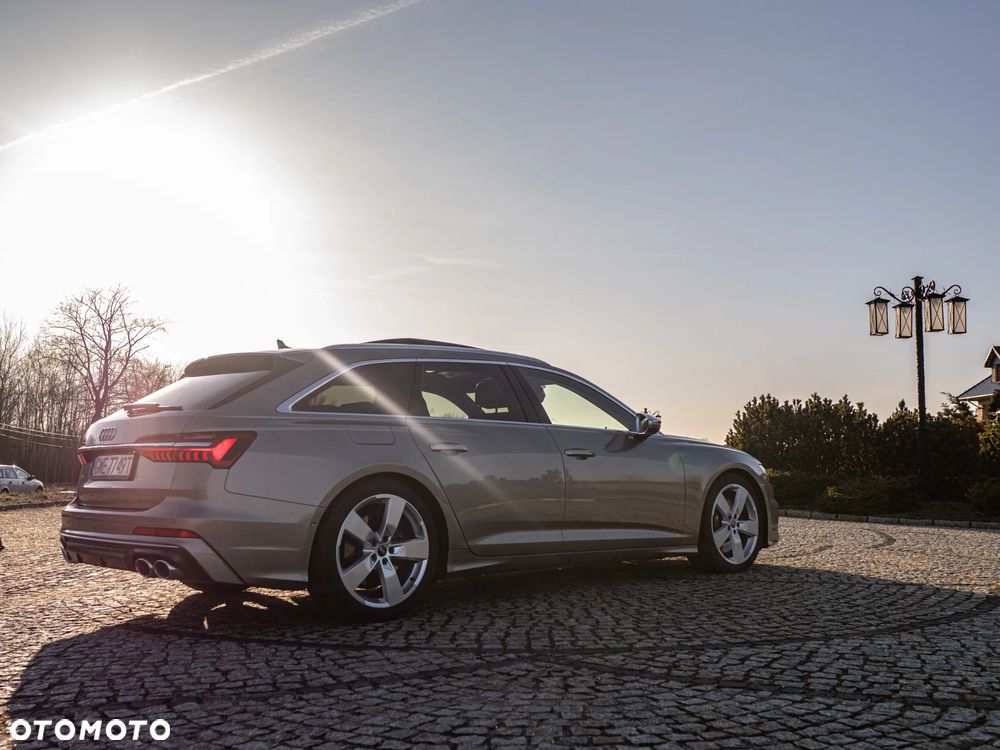 Audi S6 Avant - 8