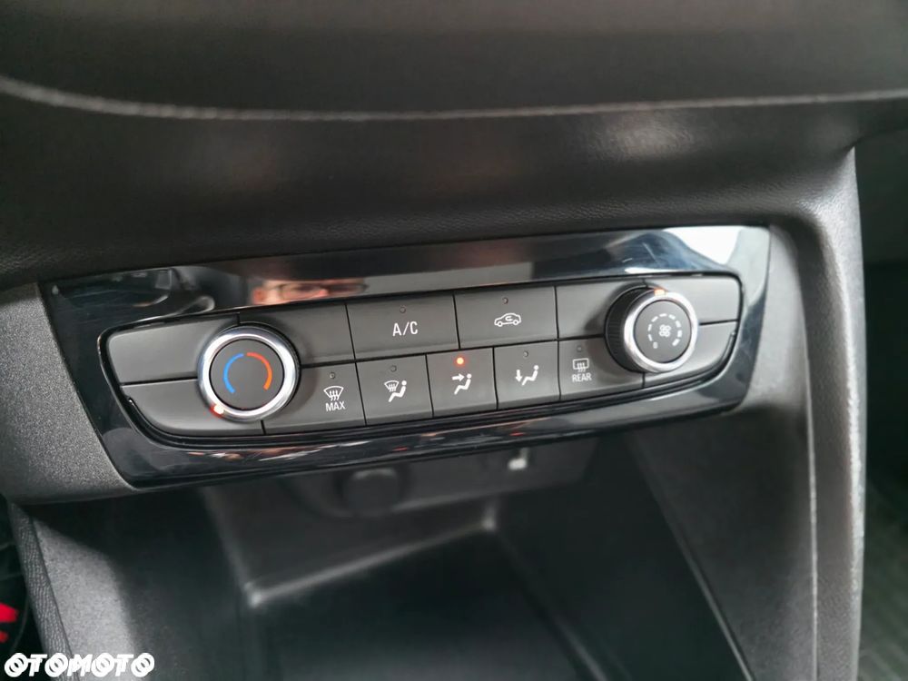 Opel Corsa 1.5 D Elegance S&S - 24