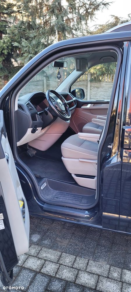 Volkswagen Caravelle 2.0 TDI L2 Comfortline DSG - 20