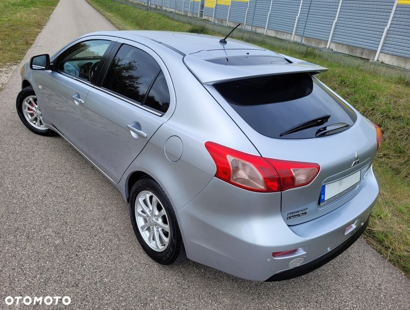 Mitsubishi Lancer - 22