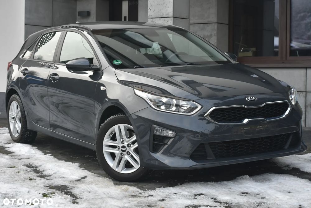 Kia Ceed 1.4 CVVT Dream Team Edition - 18