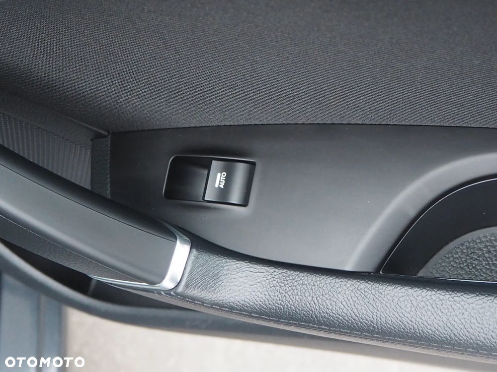 Hyundai i40 1.7 CRDi BlueDrive Comfort - 24