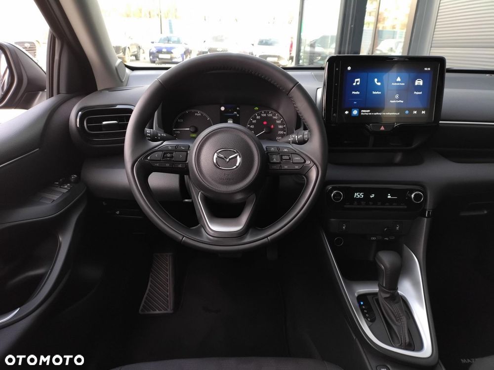 Mazda 2 - 24