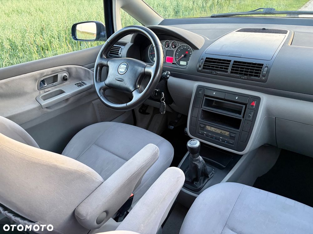Seat Alhambra 2.0i Comfort - 12