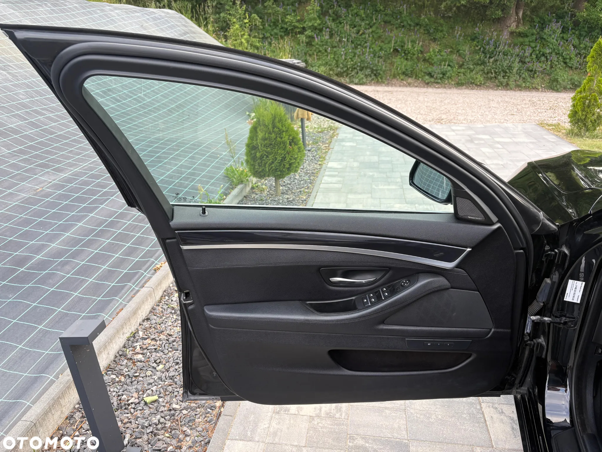 BMW Seria 5 525d xDrive Luxury Line - 13