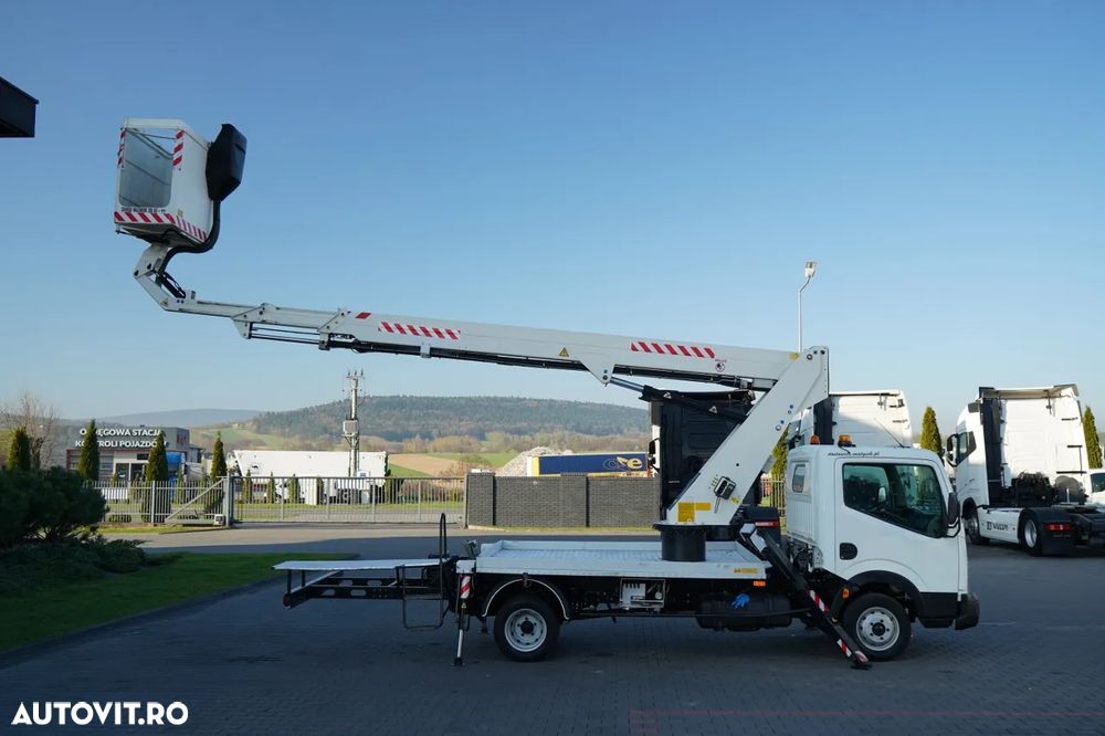Nissan CABSTAR / ELEVATOR DE 20 DE METRI / GSR E200TE4 / DUBLU / CAPACITATE DE RIDICARE - 200 kg / 4 STABILIZATOARE / - 8