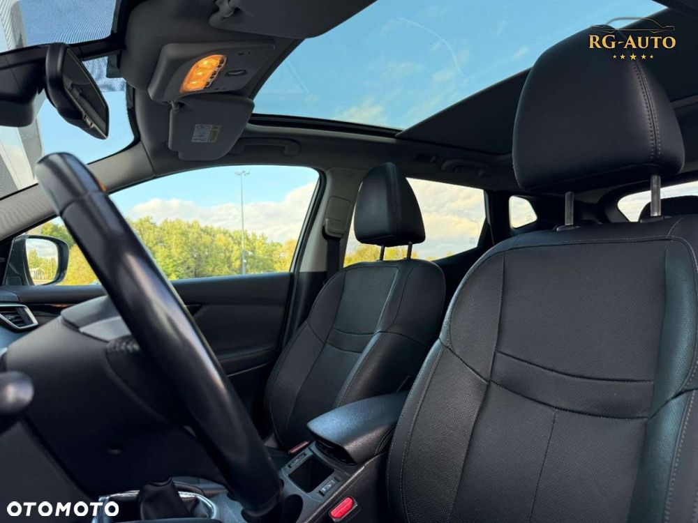 Nissan Qashqai - 22