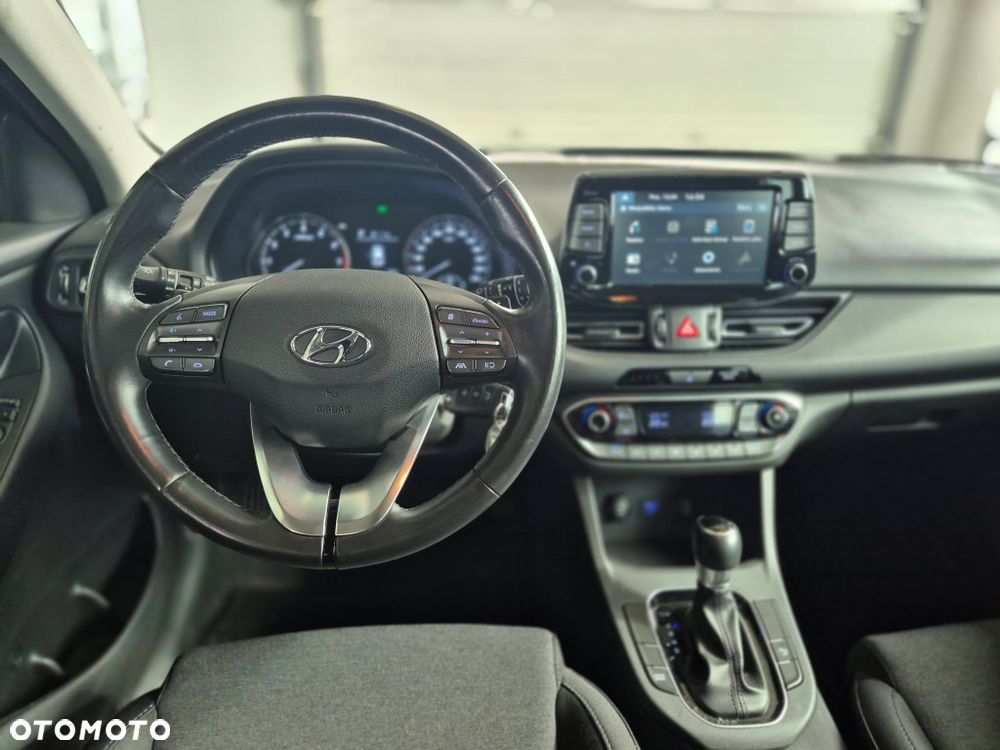 Hyundai i30 1.5 T-GDI 48V Comfort DCT - 19