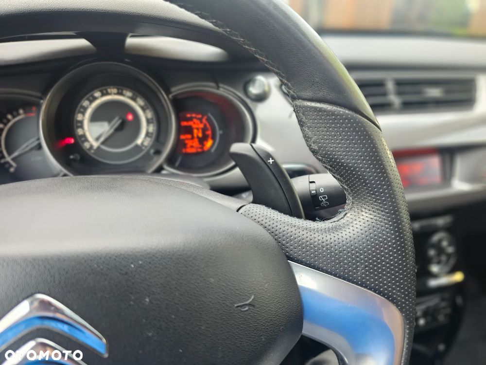 Citroën C3 1.4 VTi Exclusive MAP - 29
