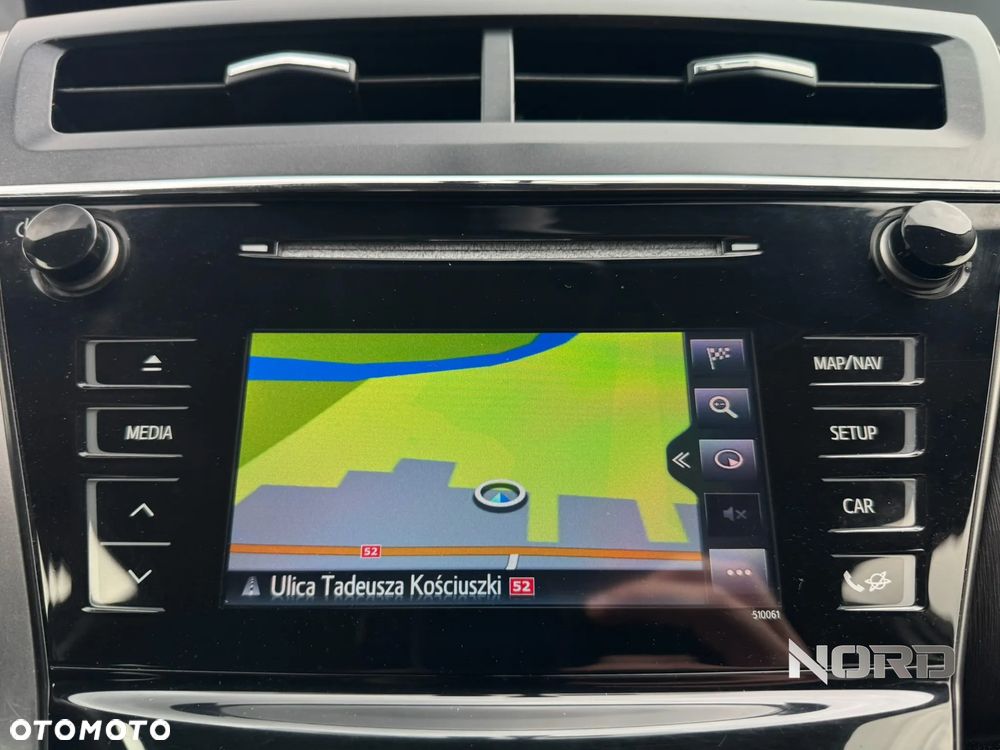 Toyota Prius+ 1.8 HSD Premium - 24