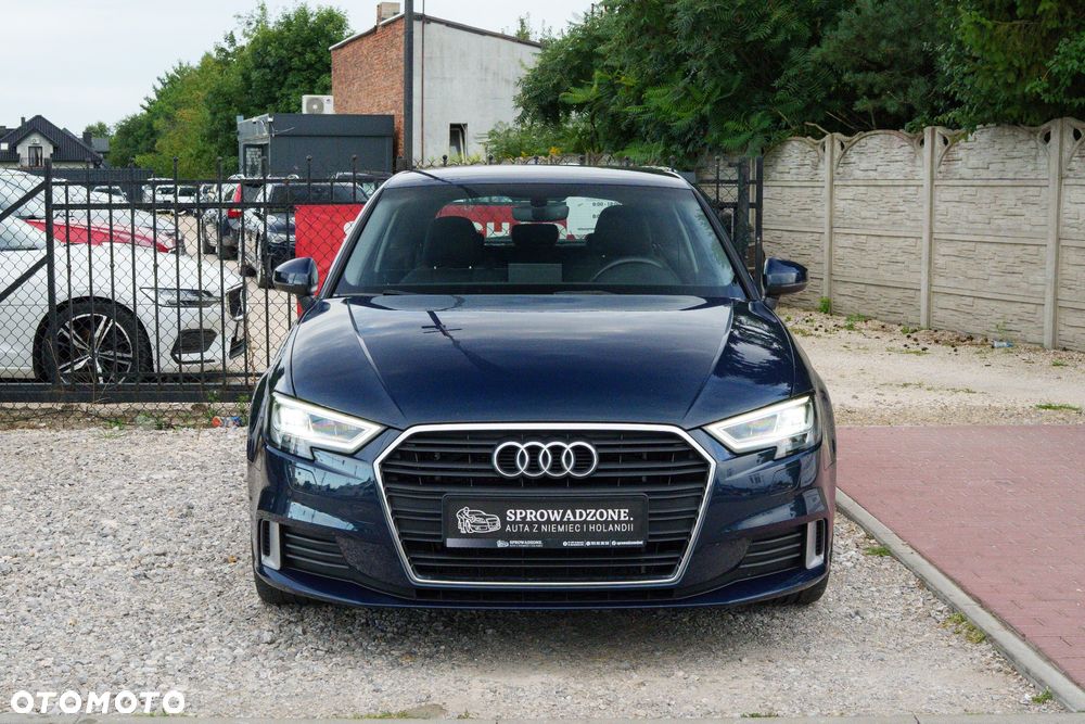 Audi A3 3-drzwiowe 1.6 TDI design - 3