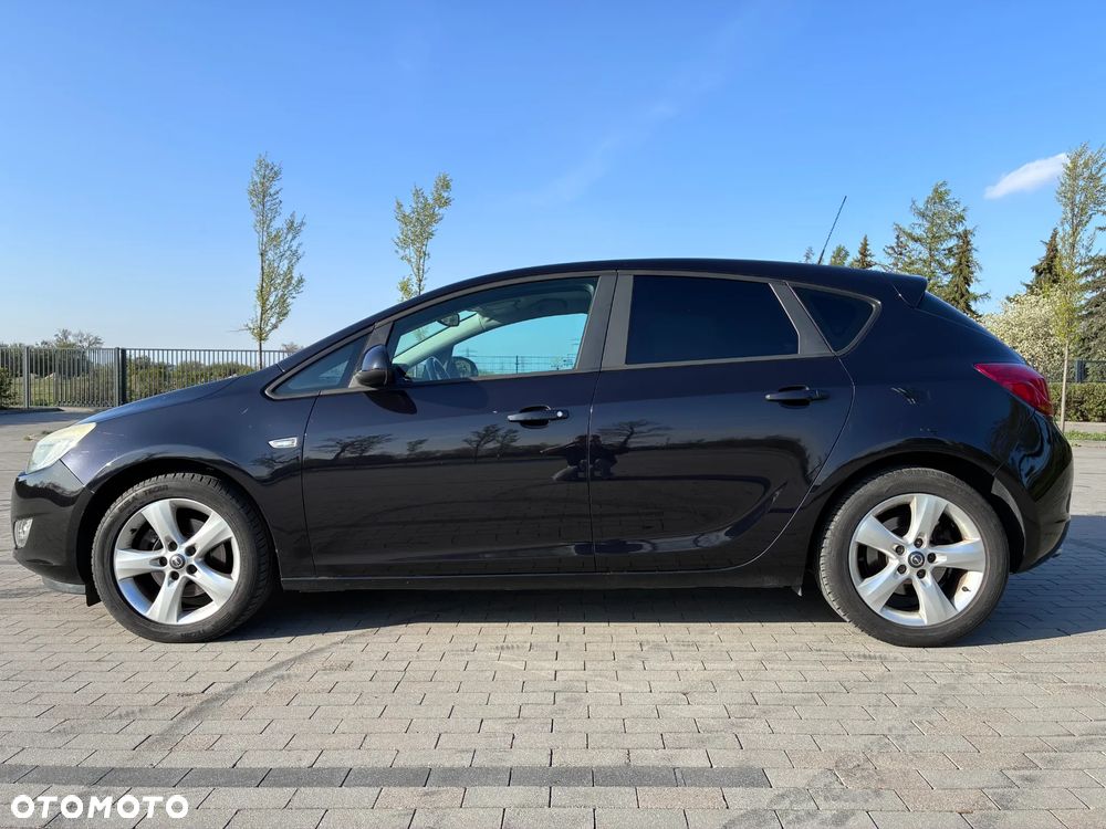 Opel Astra - 10