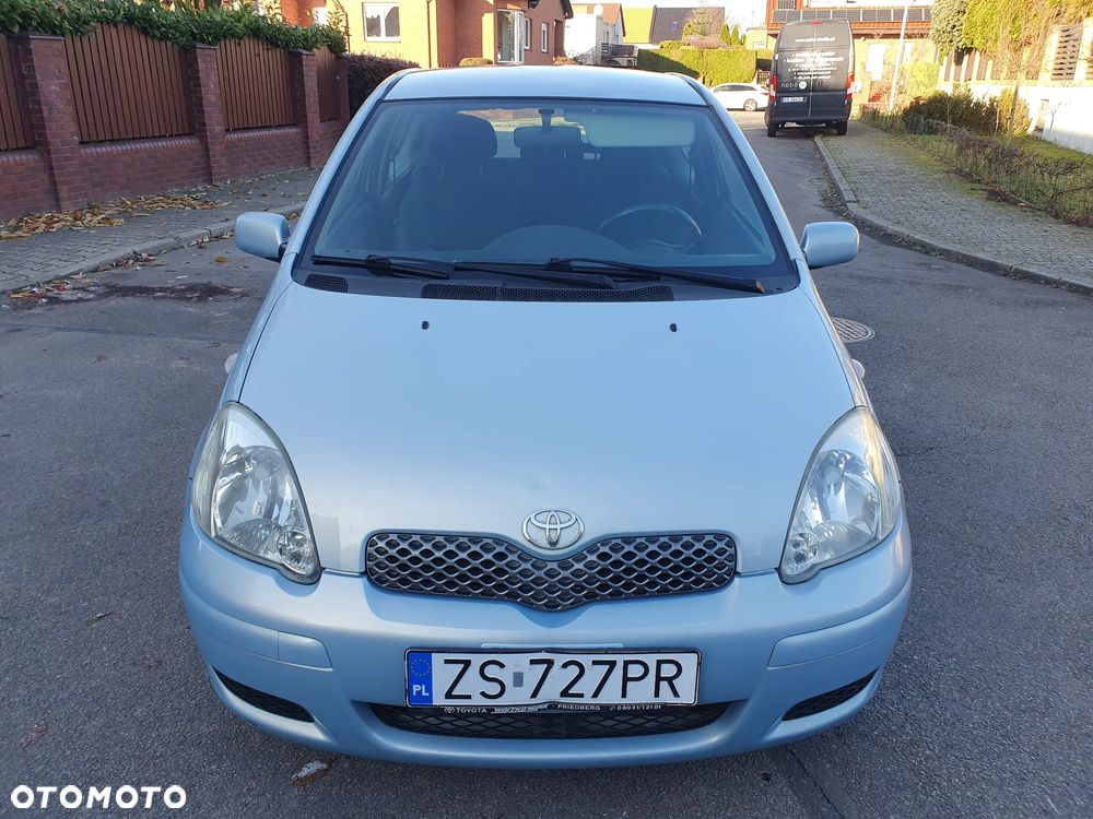 Toyota Yaris 1.0 Luna - 16