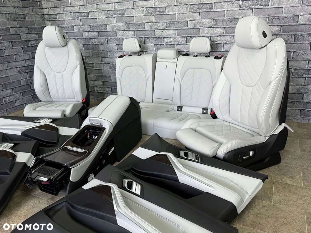 BMW X5 G05 WNĘTRZE FOTELE KANAPA BOCZKI M-PAKIET SKÓRA PODGRZEWANE SILVER - 3