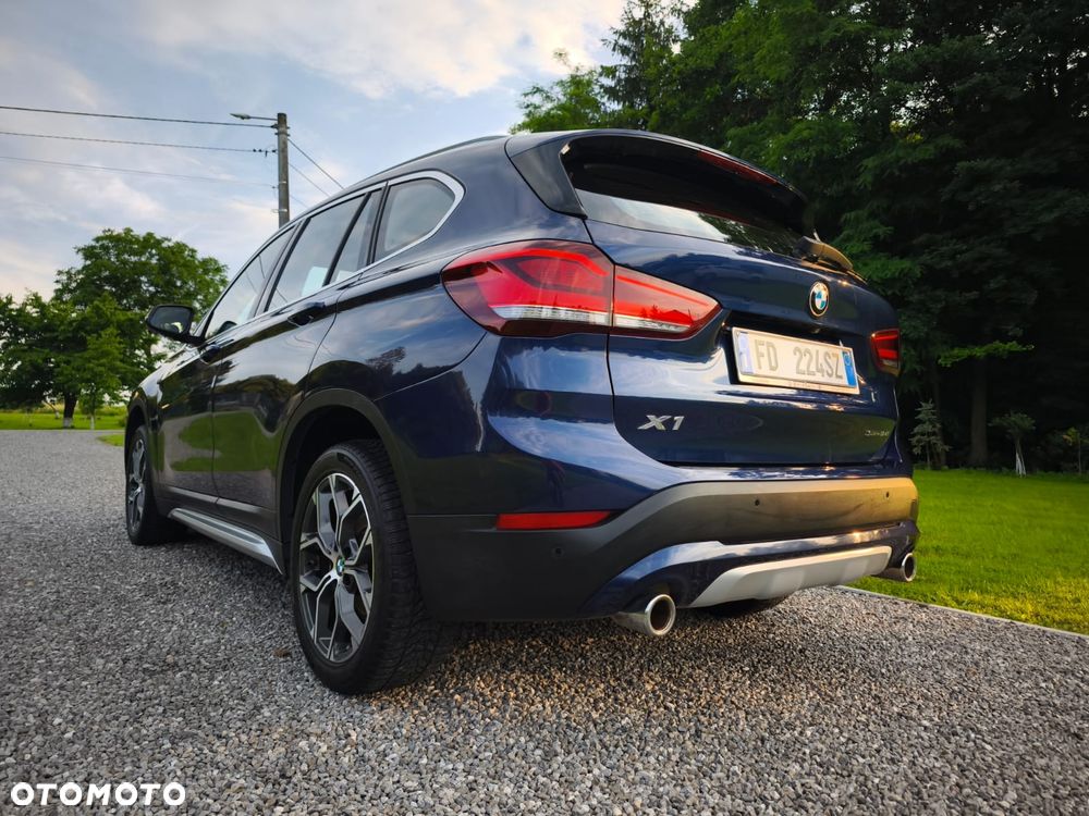 BMW X1 sDrive18d Business Edition sport - 16
