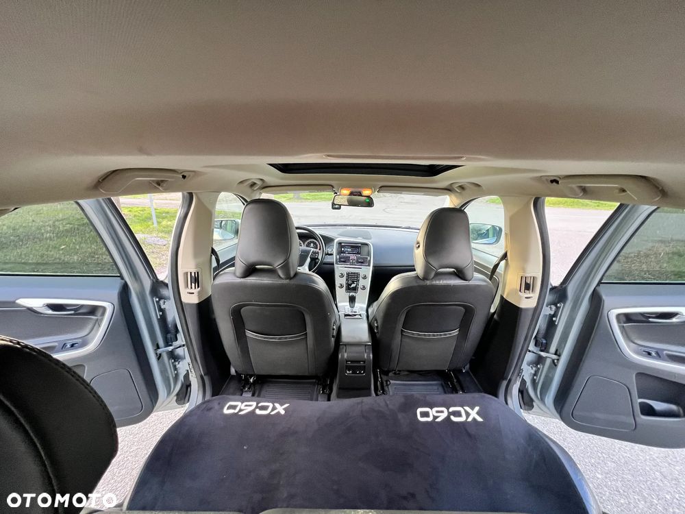 Volvo XC 60 T6 AWD Edition Pro - 13