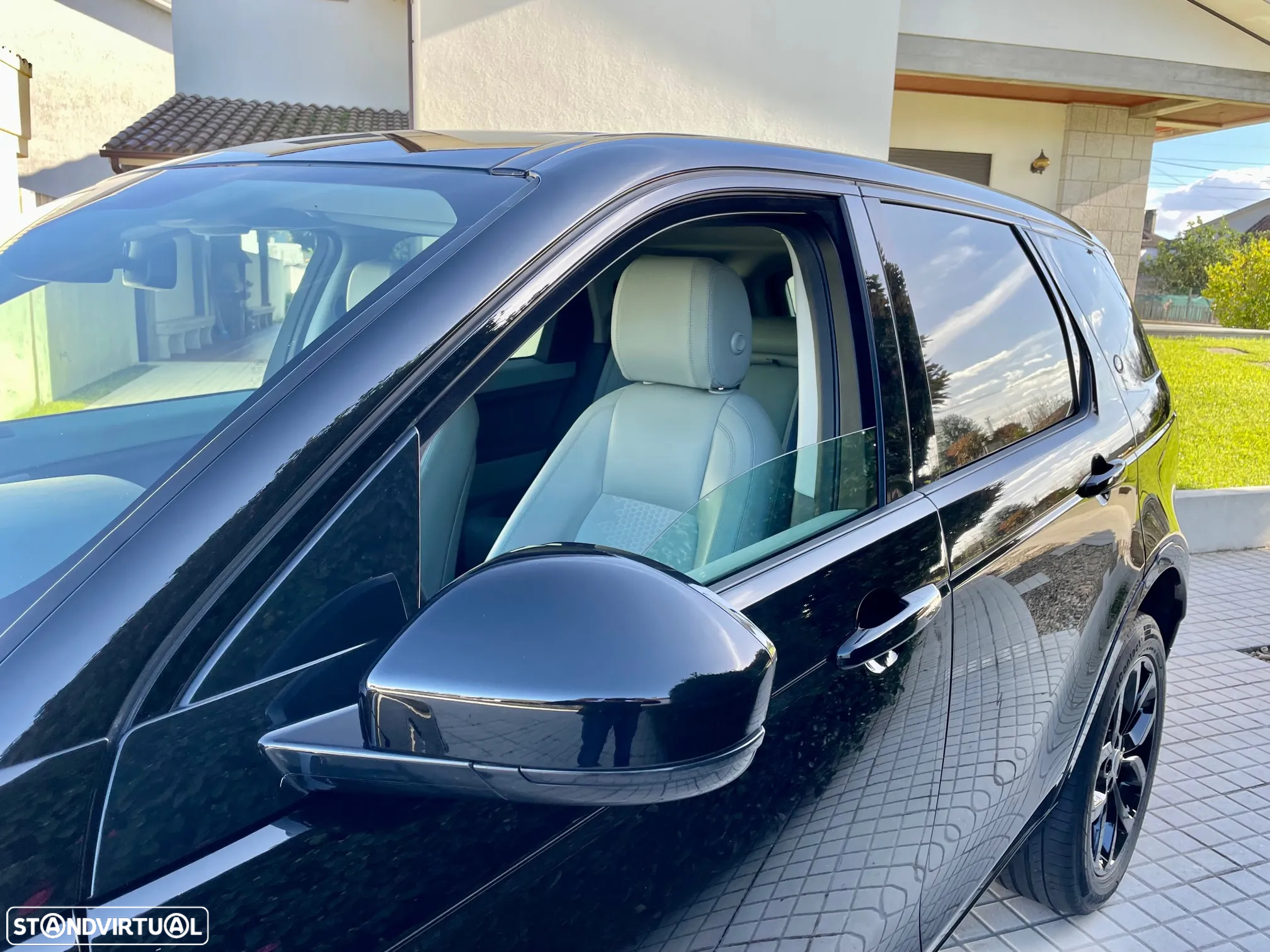 Land Rover Discovery Sport 2.0 TD4 SE - 4
