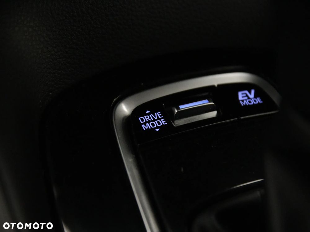 Toyota Corolla 1.8 Business Edition - 28