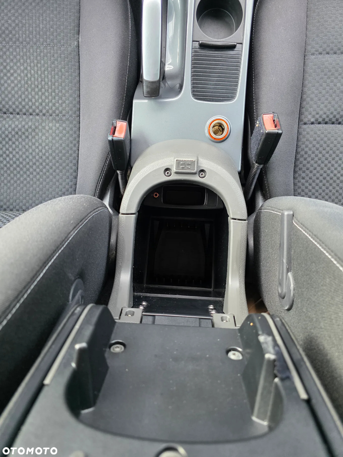 Ford C-MAX 1.8 Titanium - 16