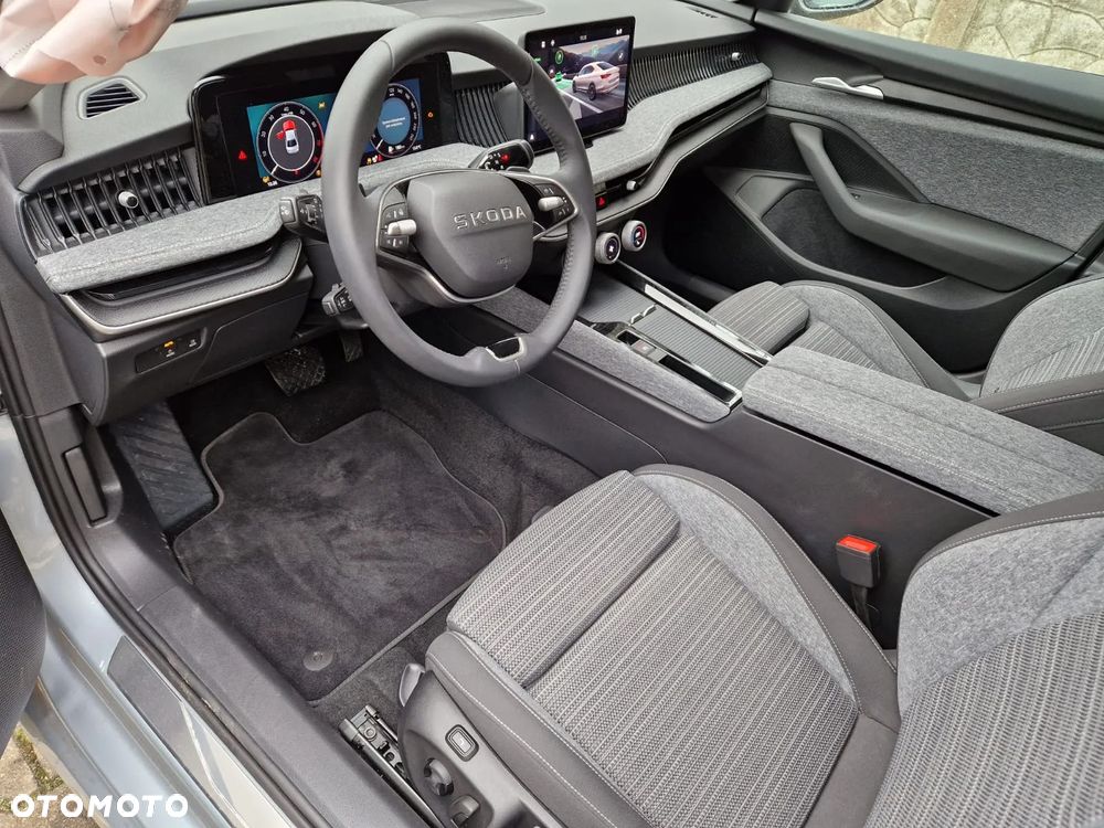 Skoda Superb 2.0 TSI Selection DSG - 14