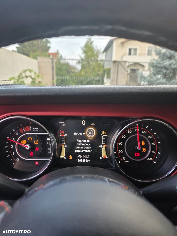 Jeep Wrangler - 16