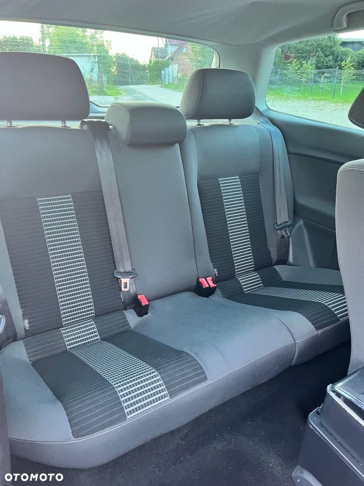 Volkswagen Polo 1.4 16V Comfortline - 8