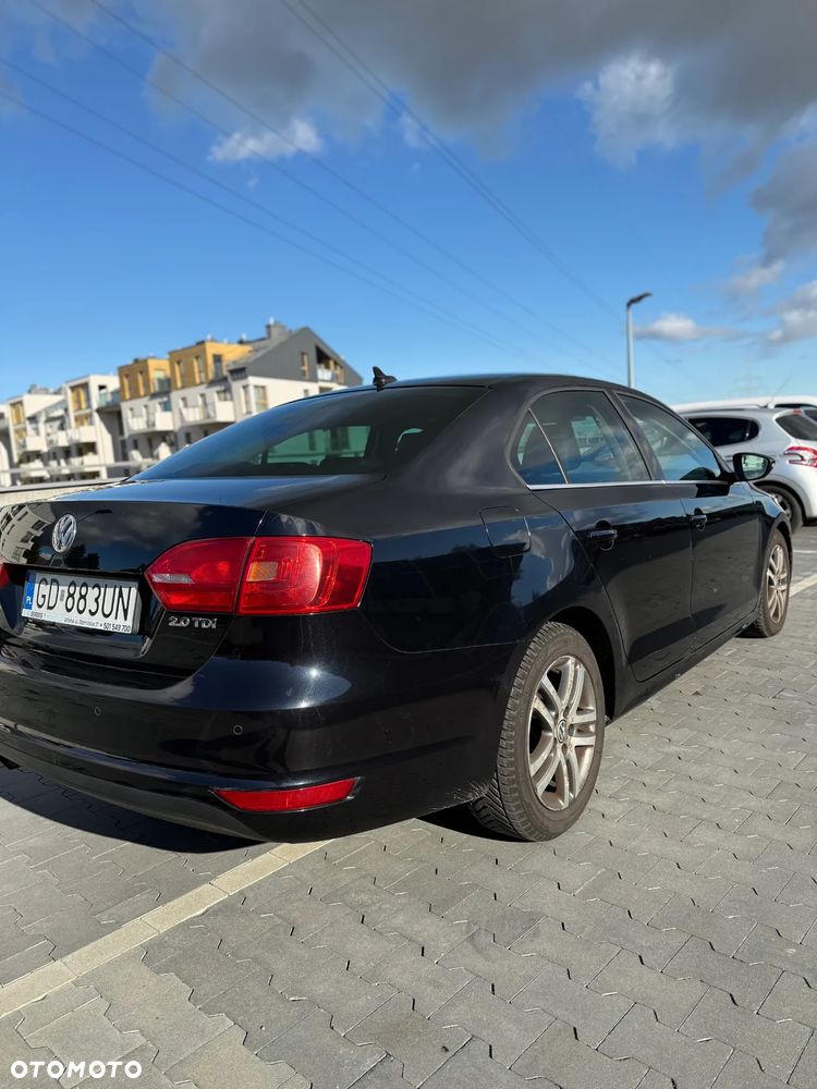 Volkswagen Jetta 2.0 TDI Highline Perfectline - 12