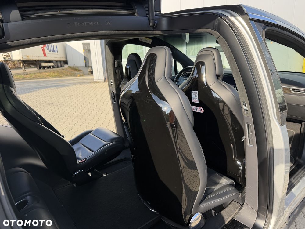 Tesla Model X Long Range Plus - 19