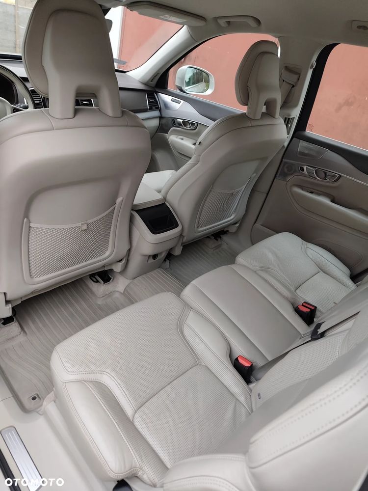 Volvo XC 90 ver-d5-scr-awd-inscription-7os - 6