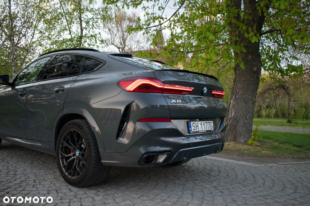 BMW X6M - 4